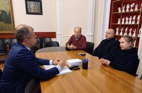 18 ноября в офисе МГО ВОГ состоялась встреча Александра Бочкова с представителями сообщества независимых юристов и адвокатов АНО «Белый свет»